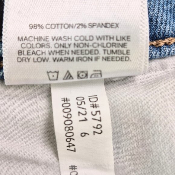 Express Curvy Mom Jeans Super High Rise Size 6 Med Wash Ripped Raw Hem Ankle - Picture 4 of 9